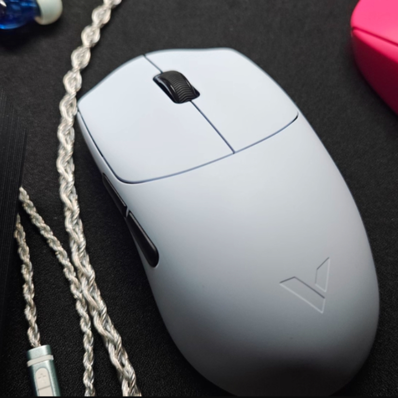 Ultimate Esports Gaming - VT0Air MAX Draadloze Dual-mode Muis Aangepast