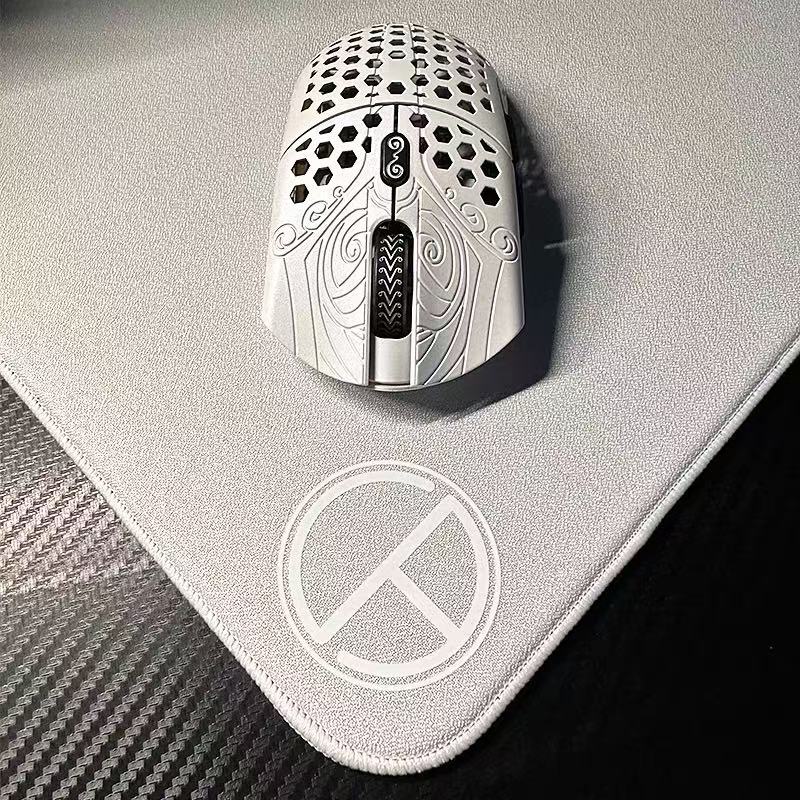 1PC Meow Gaming Gear MGG Ultra - Esports Gaming Gear recensie en prijs